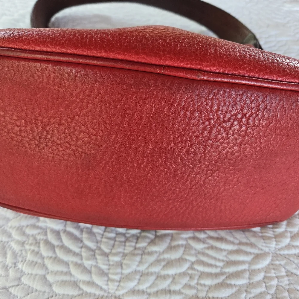 Vintage Classic Dooney & Bourke Red Leather Shoulder Bag Brown Trim - Picture 15 of 15